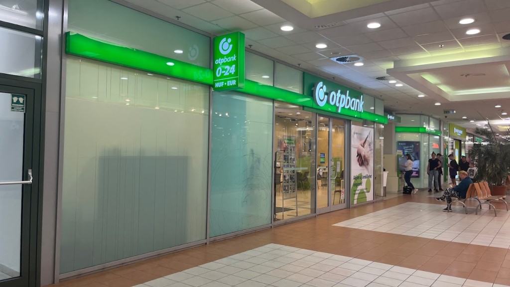 OTP Bankfiók Békéscsaba Andrássy u. 29-33.