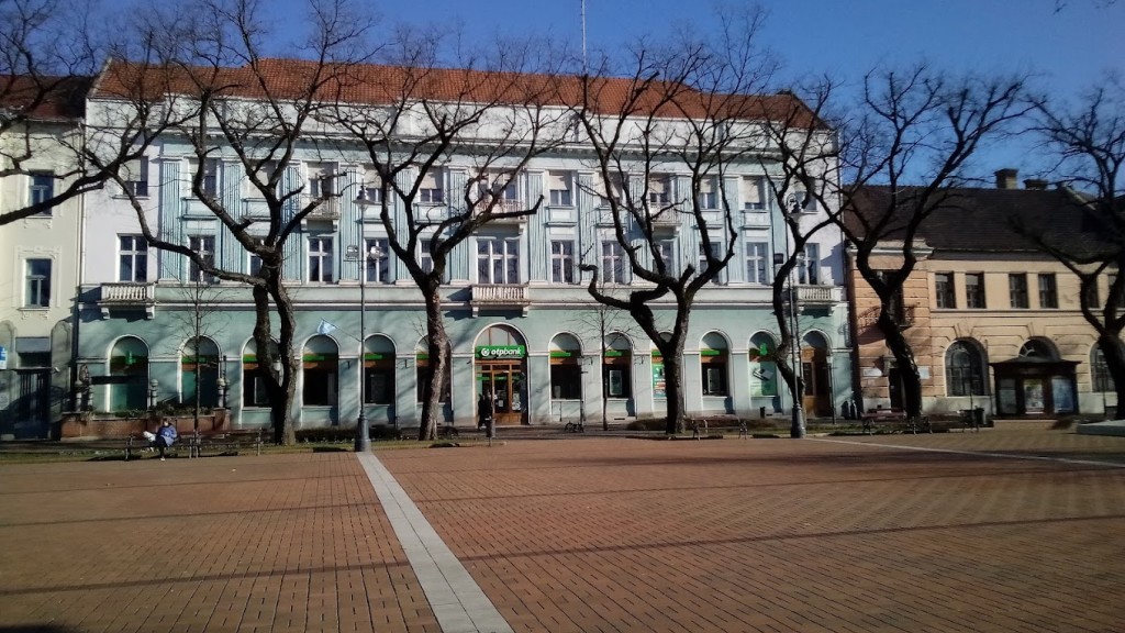 OTP Bankfiók Békéscsaba Szt. István tér 3.