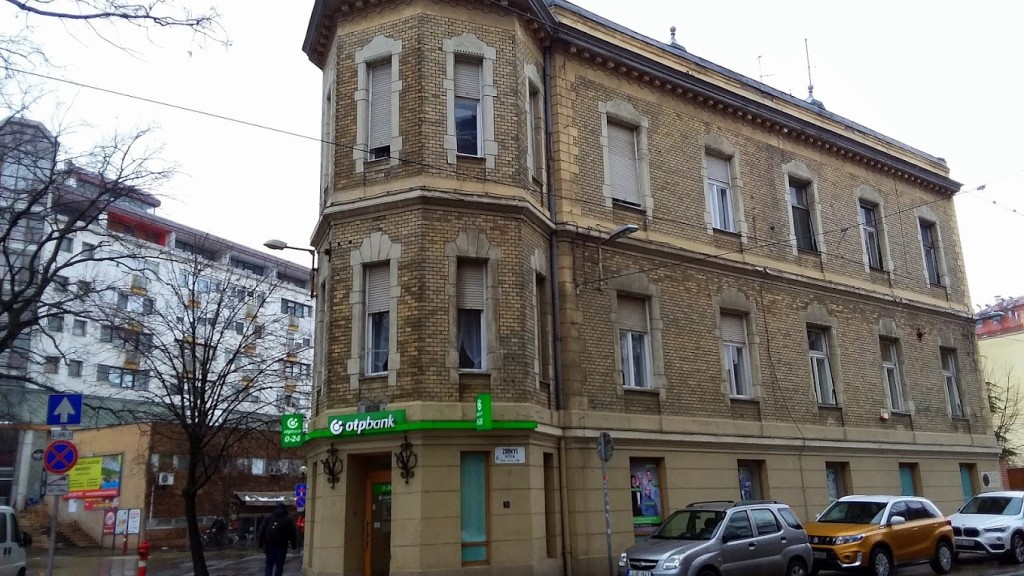 OTP Bankfiók Szeged Aradi vértanúk tere 3.
