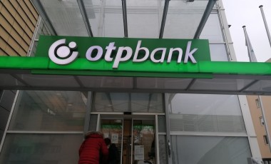 OTP Bankfiók Győr Teleki L. u. 51.